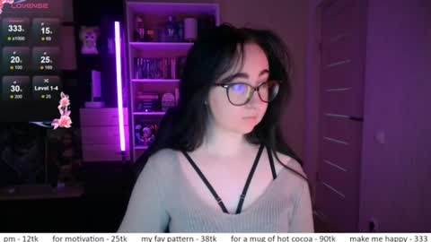 If you like it when I meow give me a thumbs up online show from June 2026 10:03:02 AM