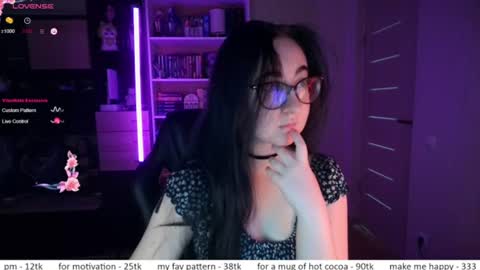 If you like it when I meow give me a thumbs up online show from June 2026 11:08:01 AM