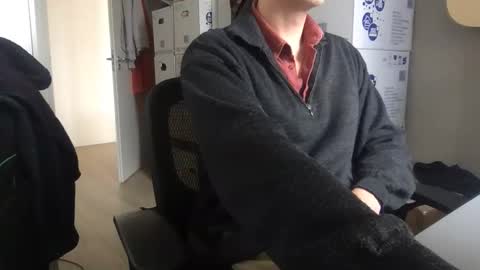 MrE online show from October 2025 10:16:02 AM