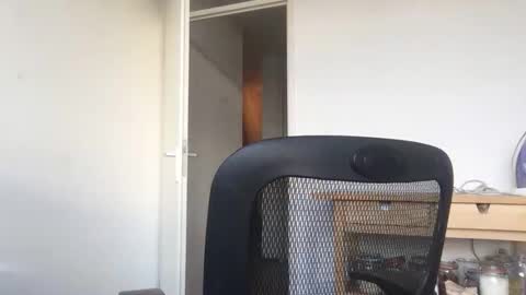 MrE online show from December 2025 12:57:02 PM