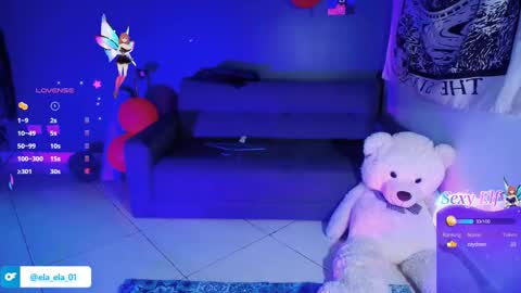 Snapshot of ela_0 chatting on January 2025 10:37:02 PM Ela Help me reach 100 thumbs up online show from January 2025 10:37:02 PM