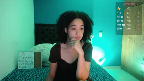 Snapshot of ela_0 chatting on September 2025 08:59:02 AM Ela Help me reach 100 thumbs up online show from September 2025 08:59:02 AM