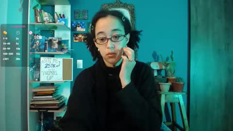 Snapshot of ela_0 chatting on November 2025 07:19:02 AM Ela Help me reach 100 thumbs up online show from November 2025 07:19:02 AM