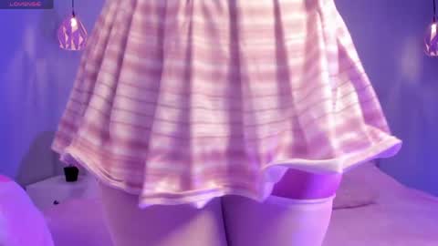 Ela online show from April 2026 07:26:01 PM