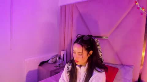 Ela Salvatore online show from April 2026 12:28:02 PM