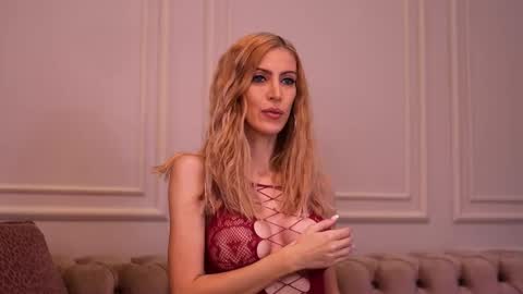 Ella online show from January 2026 06:04:01 AM