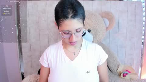 elaine87_ online show from October 2025 07:01:02 PM