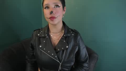 elaine87_ online show from October 2025 09:04:01 PM