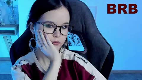 Snapshot of elainebeness chatting on March 2025 10:08:02 PM Your sweet girl online show from March 2025 10:08:02 PM