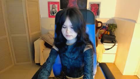 Snapshot of elainebeness chatting on October 2025 07:27:01 PM Your sweet girl online show from October 2025 07:27:01 PM