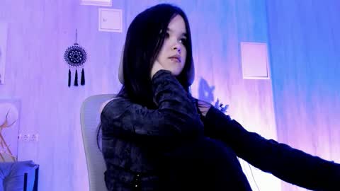 Your sweet girl online show from November 2025 07:45:02 PM