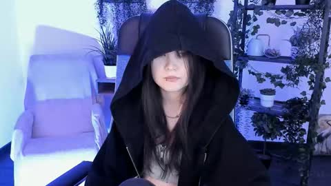 Snapshot of elainebeness chatting on February 2026 07:43:01 PM Your sweet girl online show from February 2026 07:43:01 PM