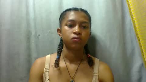 Snapshot of elaliealdy chatting on September 2025 05:33:01 AM elaliealdy online show from September 2025 05:33:01 AM