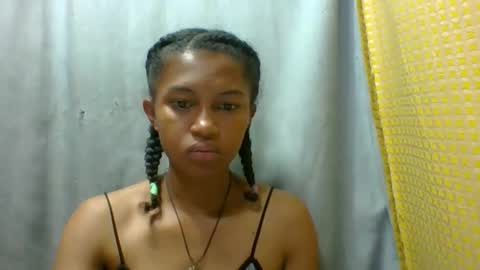 Snapshot of elaliealdy chatting on October 2025 09:33:01 AM elaliealdy online show from October 2025 09:33:01 AM