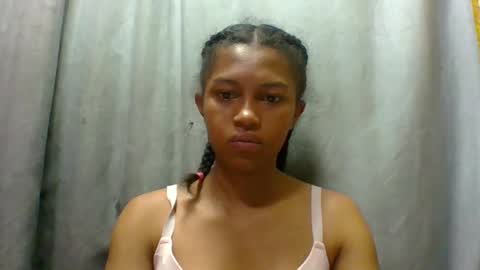 elaliealdy online show from December 2025 04:40:01 AM