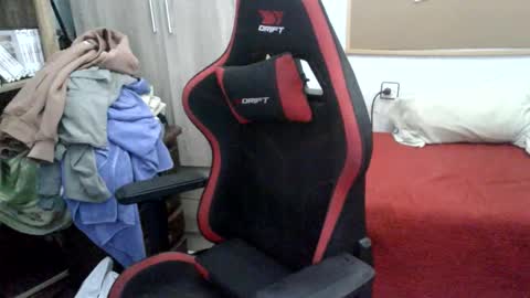 elamordeyuli online show from April 2026 01:27:02 PM