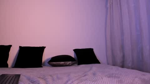 Snapshot of elamour_ chatting on January 2025 05:10:01 AM Elamour online show from January 2025 05:10:01 AM
