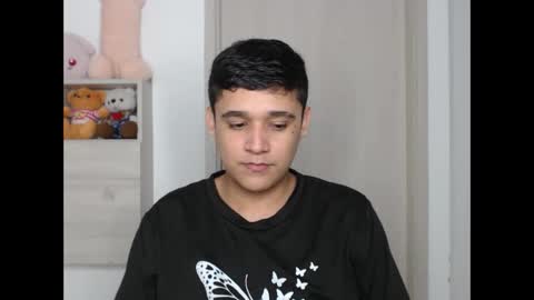 elandor online show from December 2025 06:10:01 AM