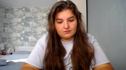 Snapshot of elanis_blair chatting on September 2025 12:21:02 PM Elanis online show from September 2025 12:21:02 PM