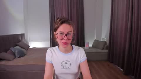 Snapshot of elannand chatting on February 2026 06:11:02 AM ELA 3 online show from February 2026 06:11:02 AM