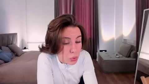 Snapshot of elannand chatting on March 2026 06:21:01 AM ELA 3 online show from March 2026 06:21:01 AM