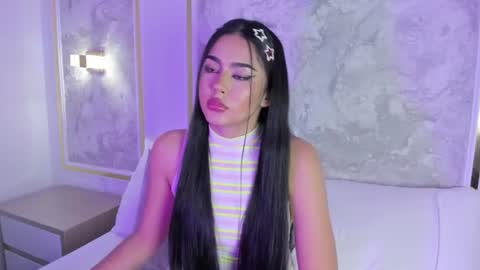 elara_bloom_ online show from June 2026 02:14:02 AM