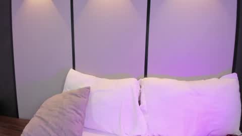 elara_bloom_ online show from June 2026 02:22:01 AM