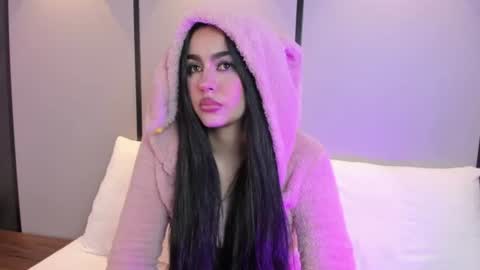 elara_bloom_ online show from June 2026 02:06:01 AM