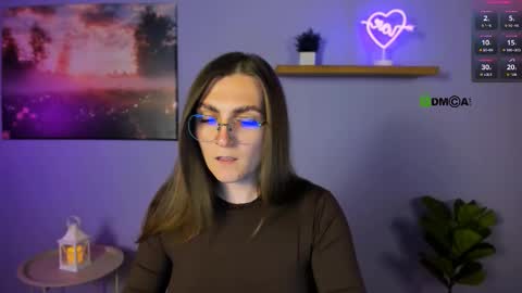 Snapshot of elara_oscura chatting on October 2025 01:52:01 PM Your Elara online show from October 2025 01:52:01 PM