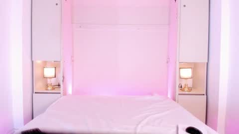 elarey_ online show from February 2026 12:25:01 PM