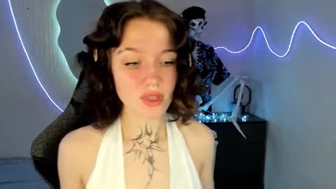 Snapshot of elastikiss chatting on March 2026 01:44:02 AM elastikiss online show from March 2026 01:44:02 AM