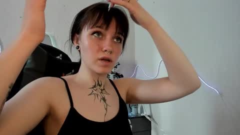 Snapshot of elastikiss chatting on March 2026 10:31:02 AM elastikiss online show from March 2026 10:31:02 AM