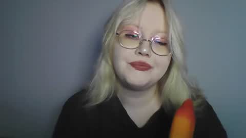elayne_sweet online show from June 2026 06:01:01 AM