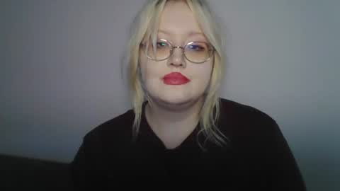 elayne_sweet online show from June 2026 12:22:01 PM