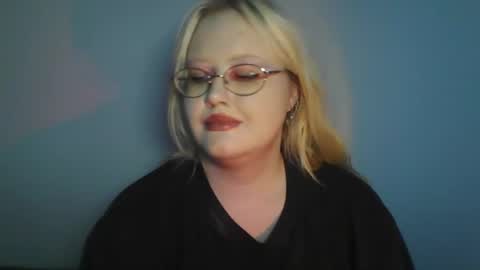 elayne_sweet online show from June 2026 10:15:01 AM
