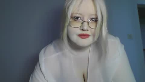 elayne_sweet online show from July 2026 06:06:01 AM