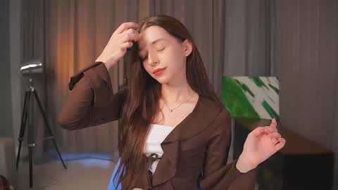 Elba Blance online show from September 2025 01:34:02 PM