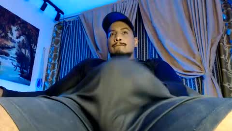 Snapshot of elcaballeroblack chatting on October 2025 07:08:01 PM elcaballeroblack online show from October 2025 07:08:01 PM