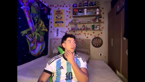 Snapshot of elchivato18 chatting on September 2025 03:14:01 PM ALEXMORGAN online show from September 2025 03:14:01 PM