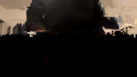 elckdog online show from October 2025 03:48:02 AM