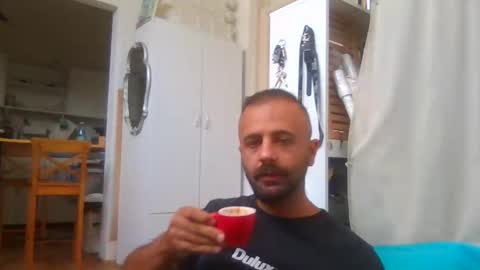 daniel18cmx online show from October 2025 03:50:02 AM