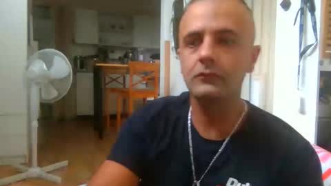 daniel18cmx online show from February 2026 02:20:02 AM