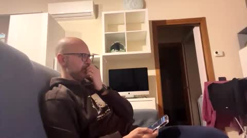 Eldiablo844 online show from November 2025 05:42:01 PM