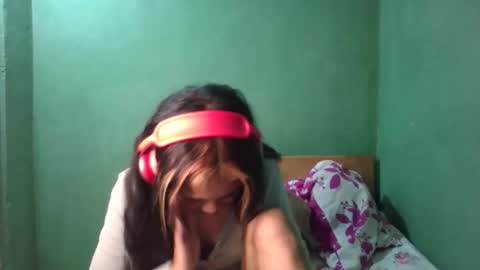 eldie69 online show from April 2026 06:23:01 PM
