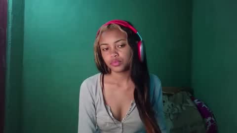 eldie69 online show from April 2026 04:57:02 AM