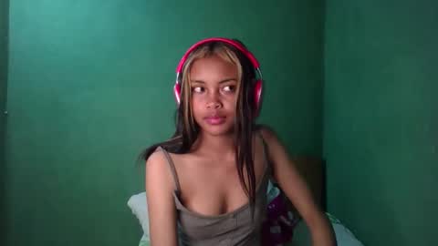 eldie69 online show from May 2026 07:00:02 PM