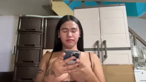Snapshot of eleanorarmani_ chatting on July 2026 04:07:02 AM El online show from July 2026 04:07:02 AM