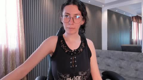 Snapshot of electraa_fox chatting on December 2024 06:17:02 PM Electra online show from December 2024 06:17:02 PM