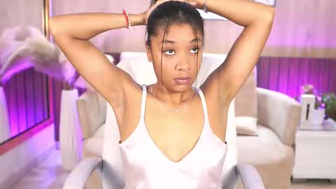 Electra Jones online show from November 2025 11:32:01 AM