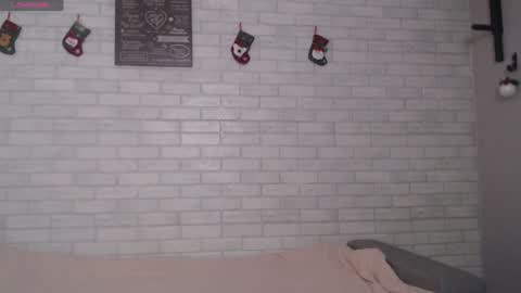 Alex online show from December 2024 08:04:02 PM